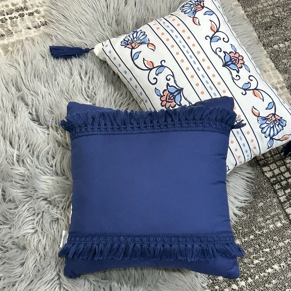Mainstays Throw Pillow Bundle Of Two: White-Navy-Coral Scheme‎